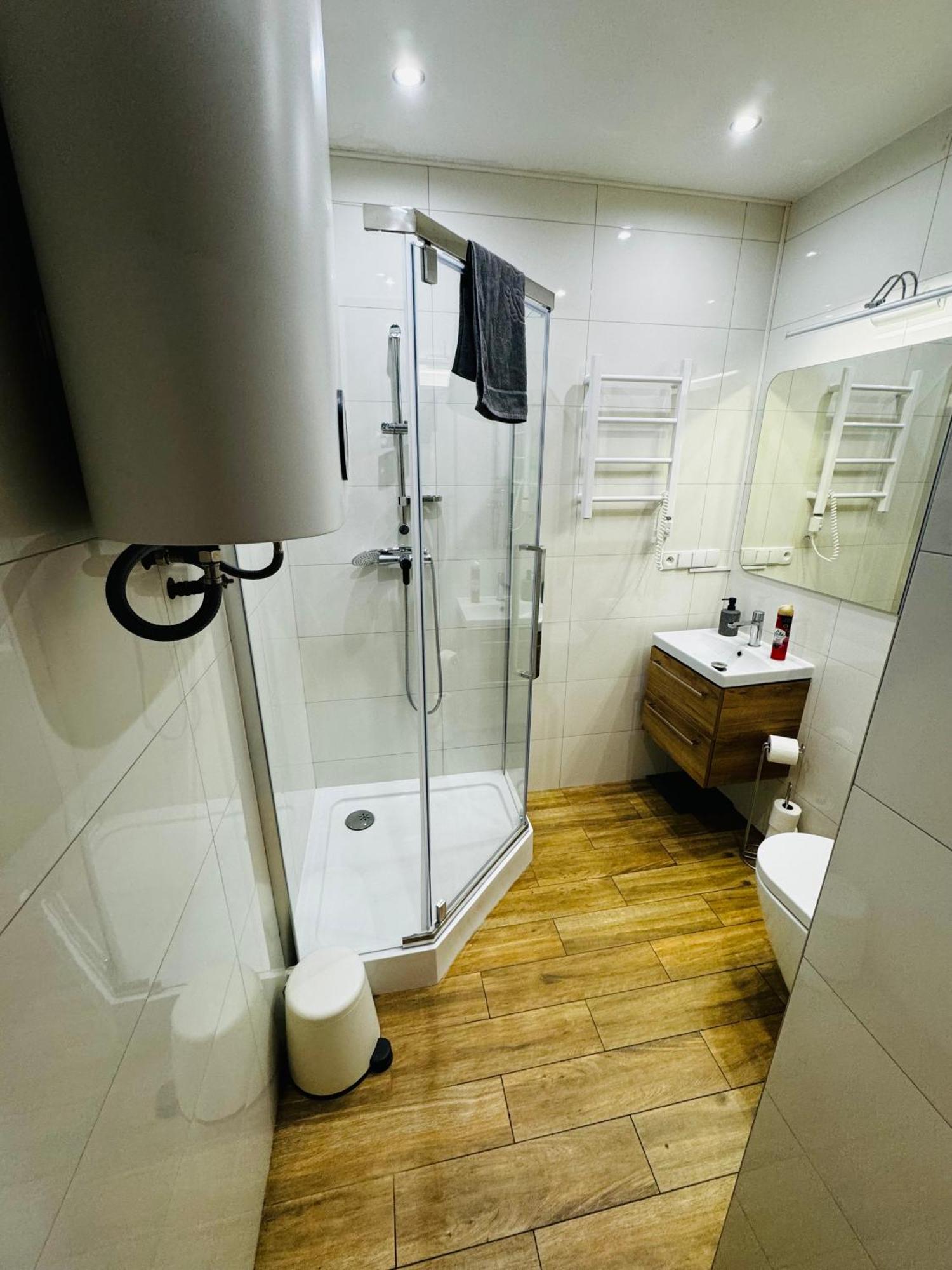 Apartament Flaming Z Balkonem - Scisle Centrum Naprzeciwko Pkp I Pks - Self Check In - Darmowy Parking - Pozne Wymeldowanie - Wystawiamy Fv Opole Exterior photo